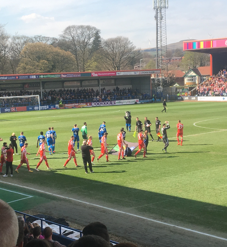 Rochdale v Sunderland teams take to the pitch