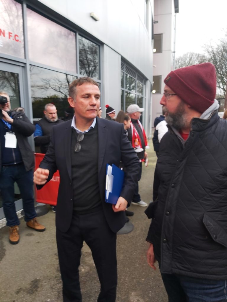 Phil Parkinson and the Bearded Idiot